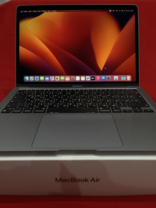 MacBook Air 13 2020 M1 8/256