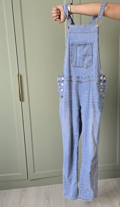 Продам комбинезон для беременных