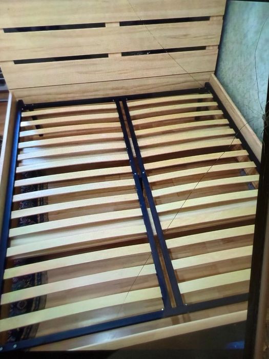 Кровать двухместная