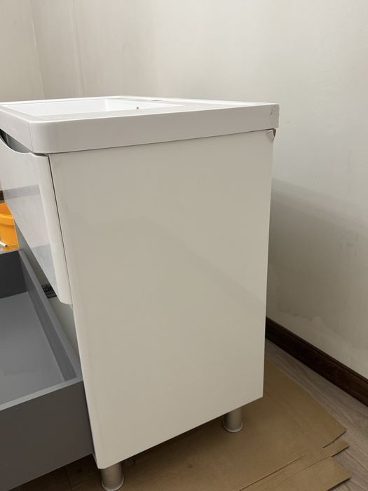 Продам тумбу с ящиками