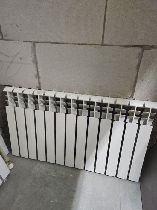 Батарея радиаторная б/у