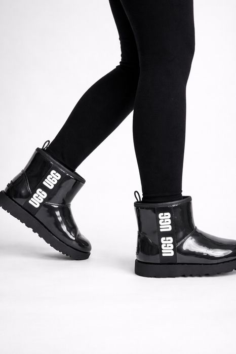 UGG оригинал ,модель которая подходит даже в дождь