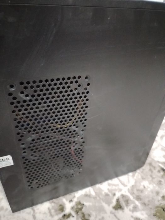 Kopyuter kase hamma narsasi ichida