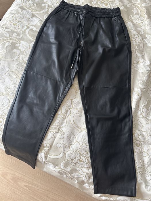 Одежда по 5 000 тенге