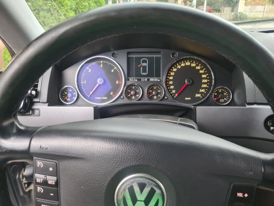 VOLKSWAGEN Touareg 2004 — imagine 3