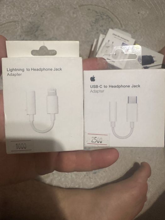 зарядное устройство iPhone / Type-C а также адаптеры