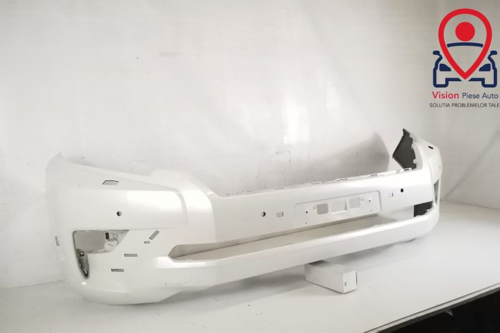 Предна броня Оригинална С Датчици И Чистачки В Добро Състояние Тойота