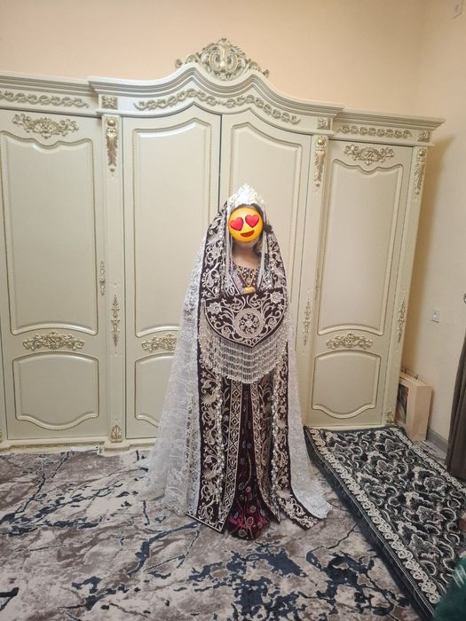 Zar xalat, 2 marta kiyilgan..