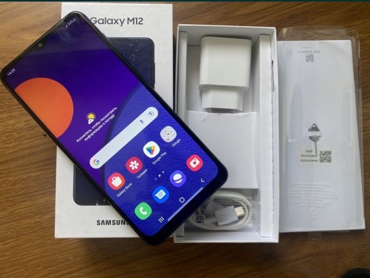 Samsung Galaxy M12       intaks mini 11 fotoparat