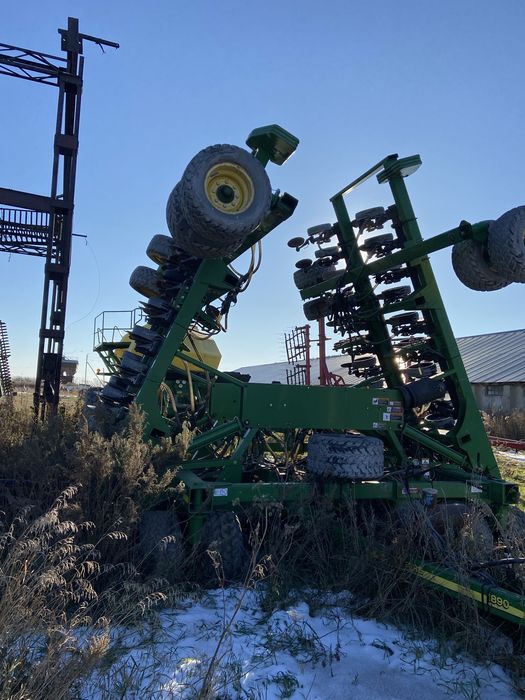 Продам сеялку Джон Дир 1890