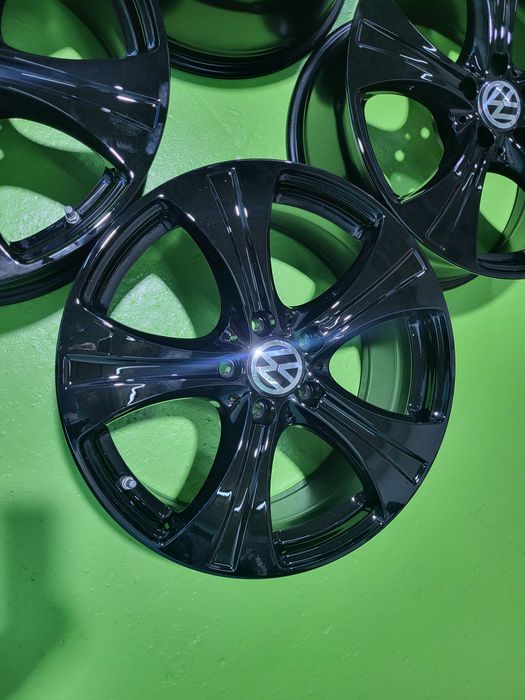 18 5x112 Vw Passat Tiguah Touran Caddy Golf Skoda 5х112 черни