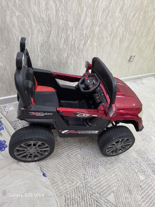 Bolalar elektromobil