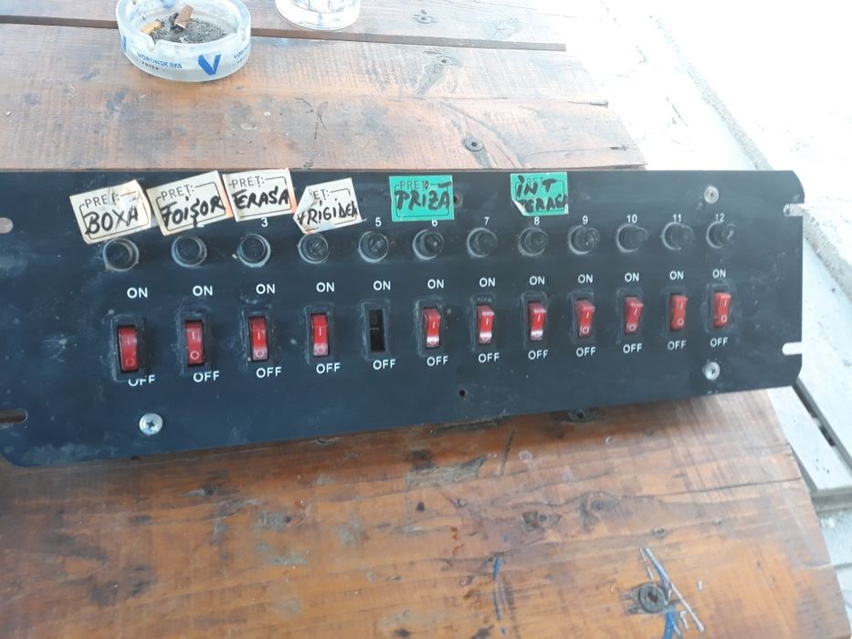 Priză multiplă electrica