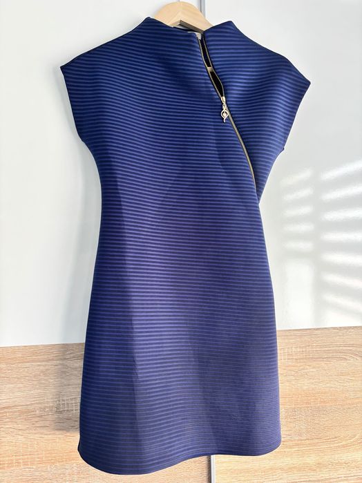 Синя рокля - С/М