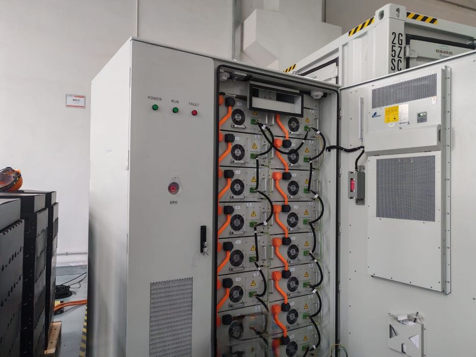 Батеря 215kWh 100kW CATL LiFePO4