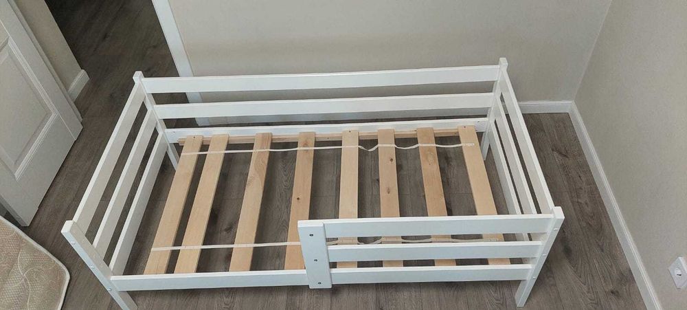Детская кровать размер 160/80 см.