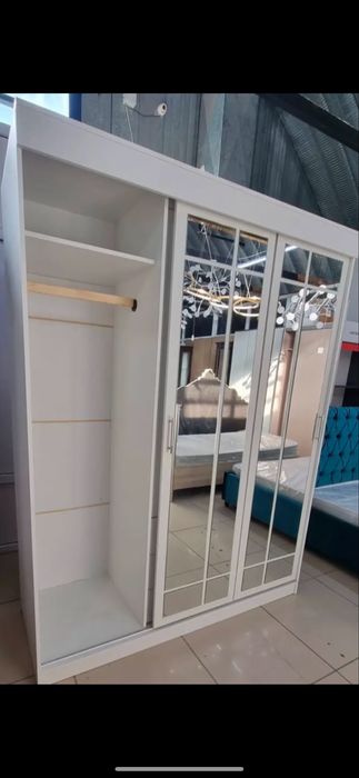 Шкаф шифонер для одежды за 70 000 т.