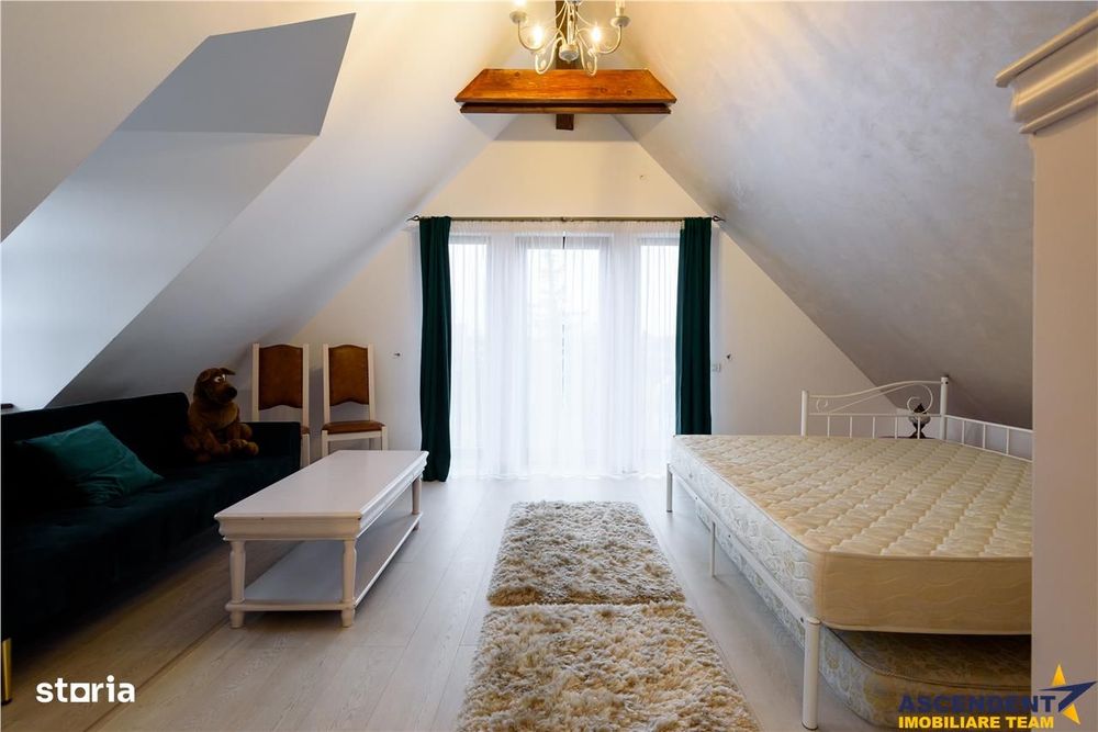 Casa spatioasa cu gradina si garaj, Sanpetru, Brasov