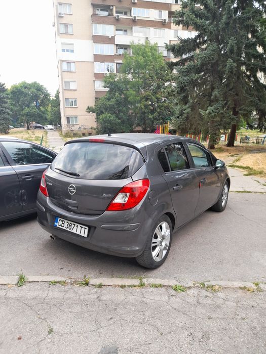 Продавам Автомобил ОПЕЛ КОРСА Д