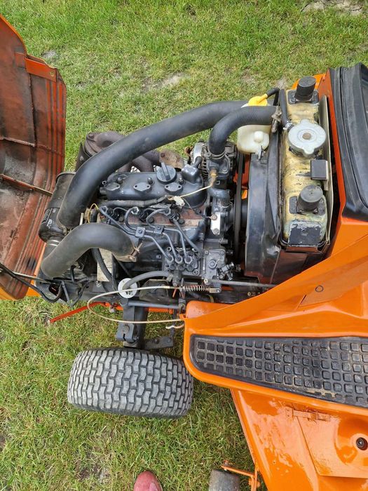 Tractoras de tuns gazon Profesional disel