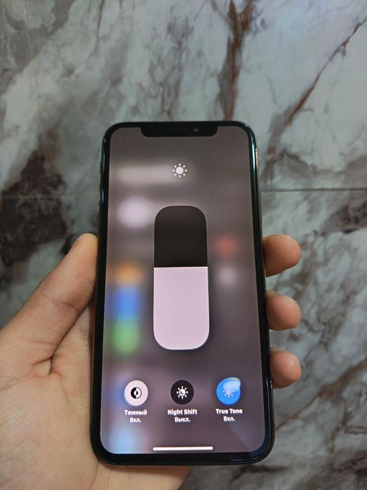 Iphone xs  64 gb