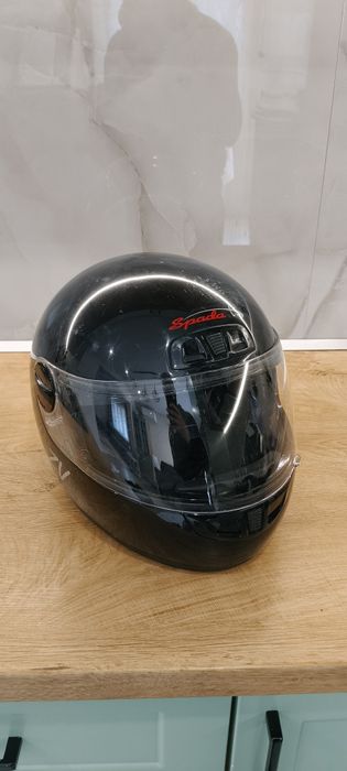 Мото каски различни модели