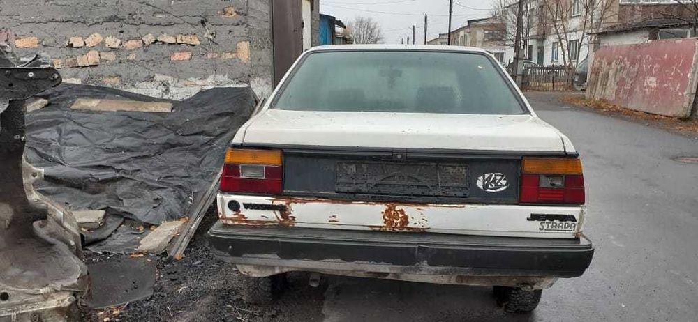 Volkswagen Jetta 1986 г
