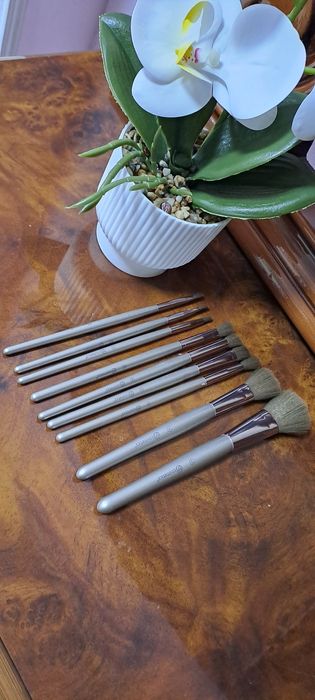 Кисти для макияжа Новые