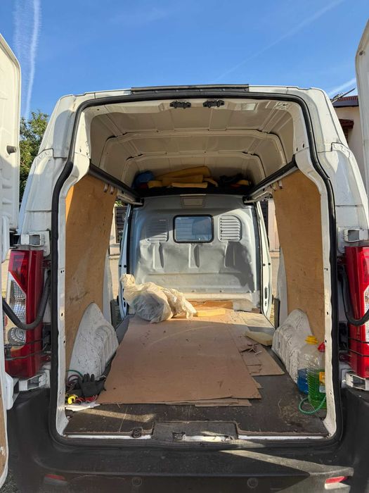 Citroen Jumpy 2.0 HDi - varianta inalta, A/C, 6 trepte