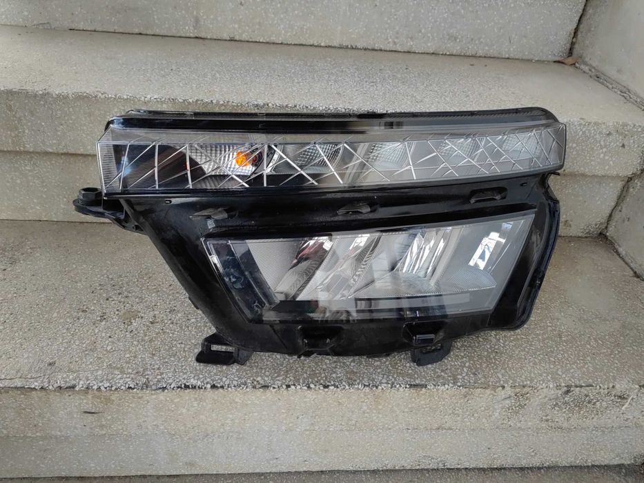 Фар Skoda Kamiq LED ляв / Фар Шкода Карок Оригинален