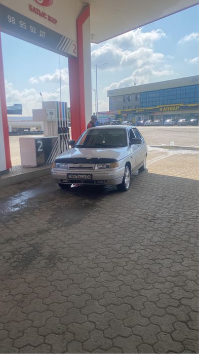 Продам машину Ваз lada 2112