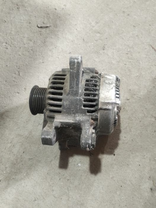 Генератор компрессор от конндиционера камри2.4