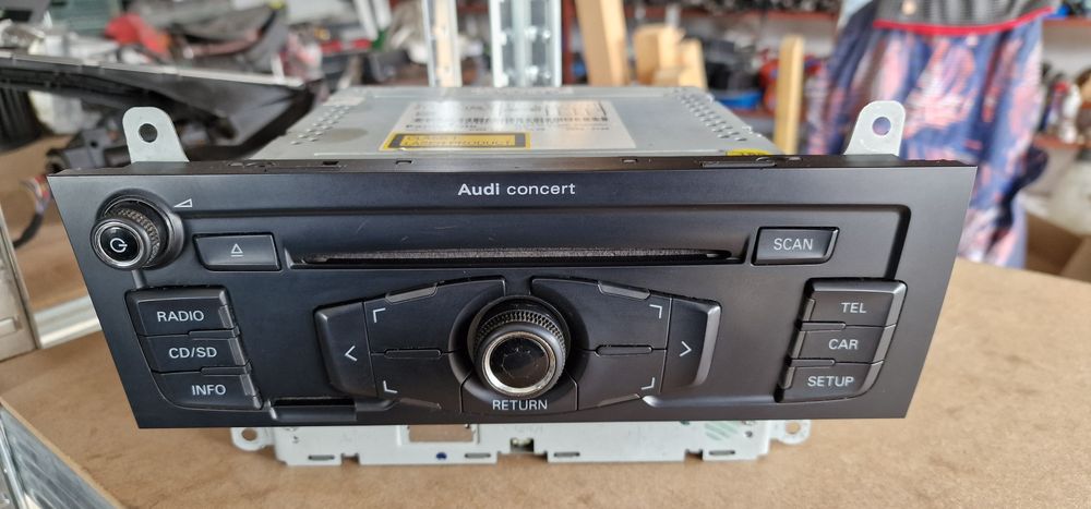 Cd player Audi a4 B8  audi a5 audi q5 Audi concert