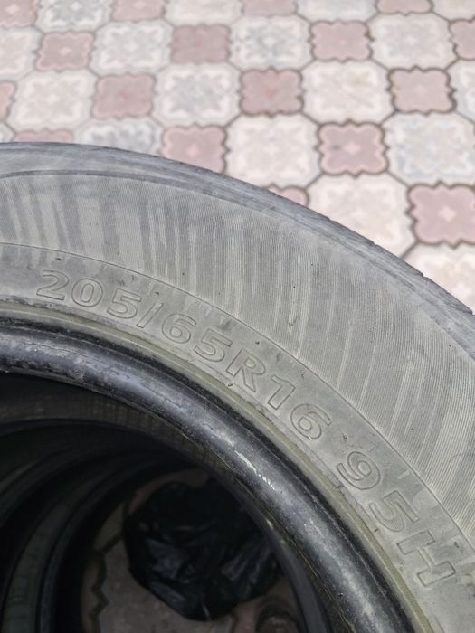 Шины летние комлект