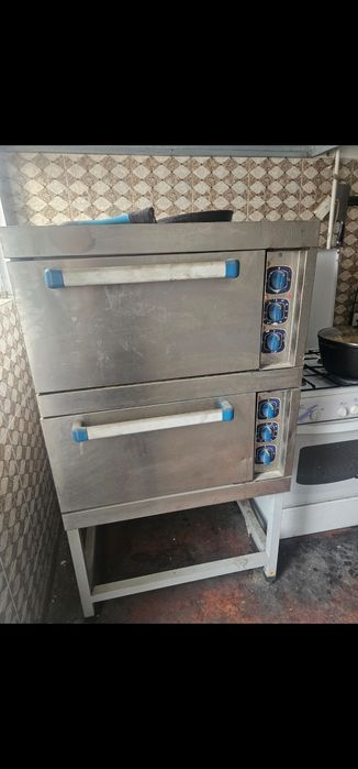 Продам жарочный шкаф.