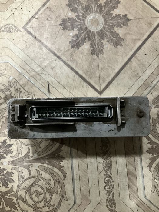 Бампер задний  бмв е32