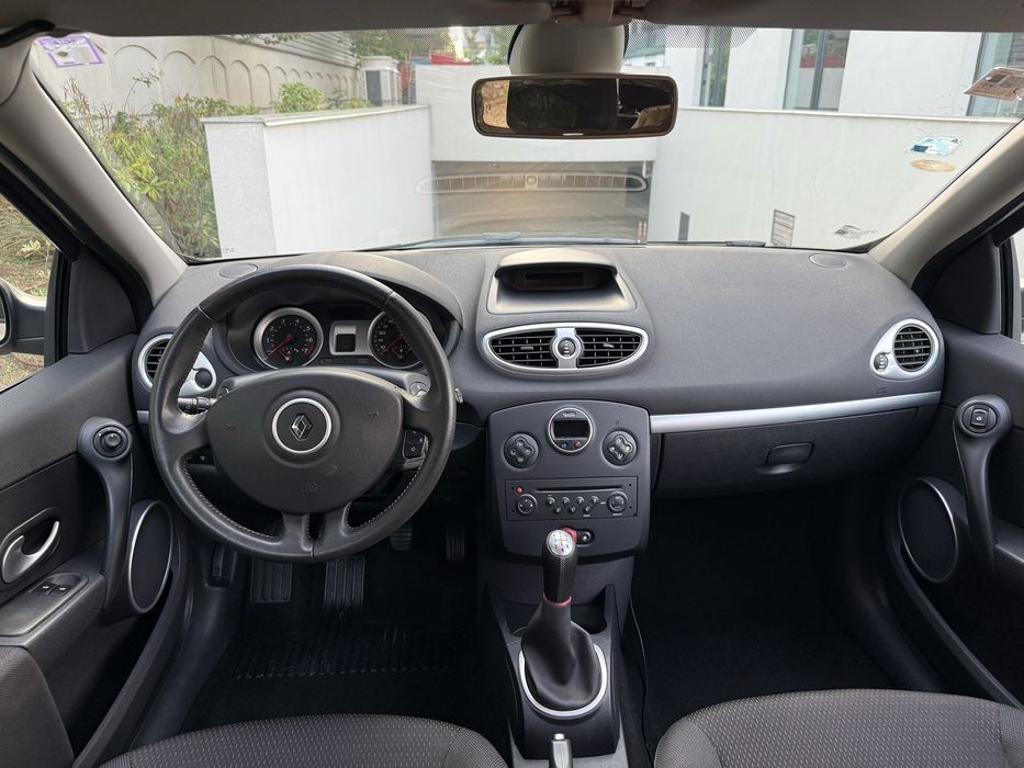 Renault Clio 1.2 Benzina 75 cp Doar 43 000 mii de km Unic  proprietar