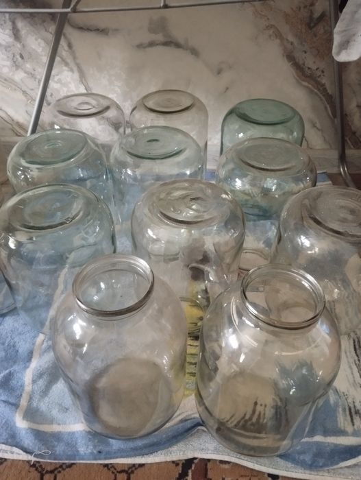 Продам банки 3х литровые