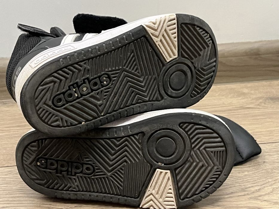 Маратонки ADIDAS Hoops Mid Shoes