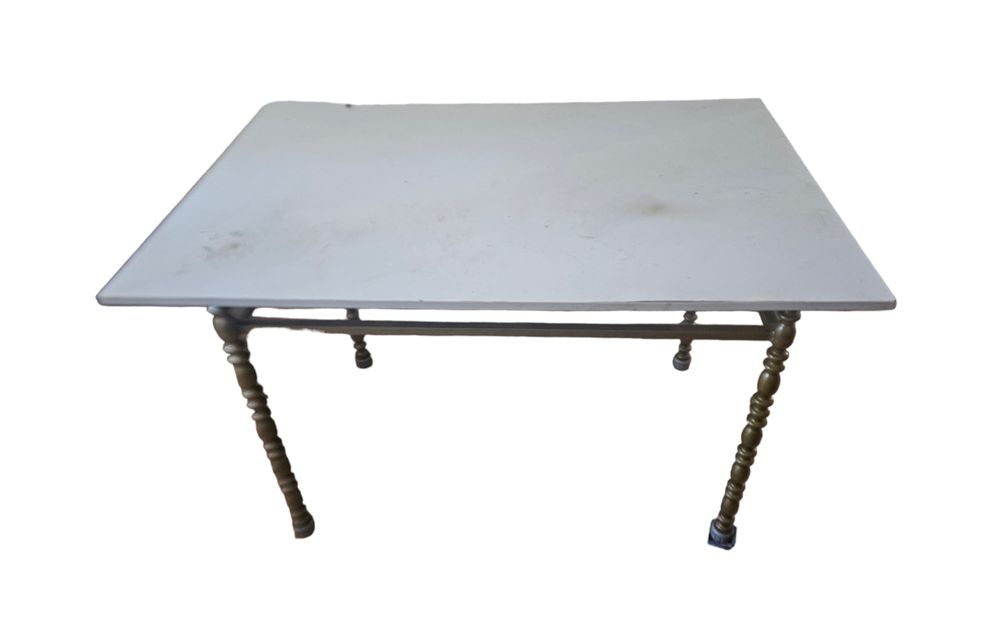 Продам стол 120×80 см