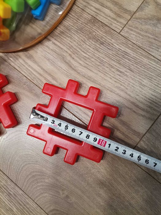 Игра конструктор для малышей