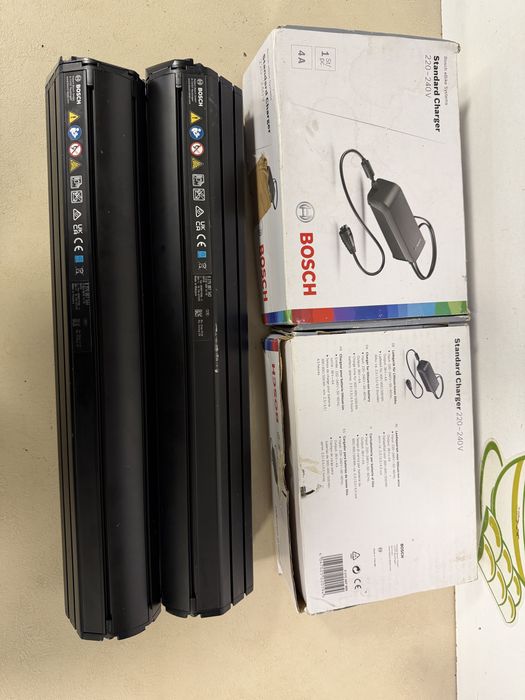 Батерия и зарядно за велосипед BOSCH POWER TUBE 625