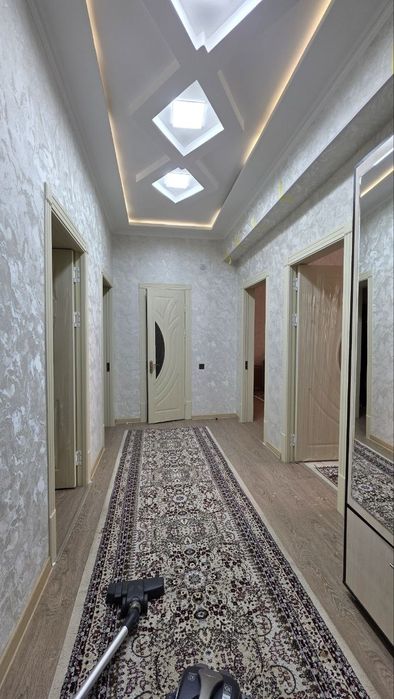 Сдаётся 3 комнатная квартира