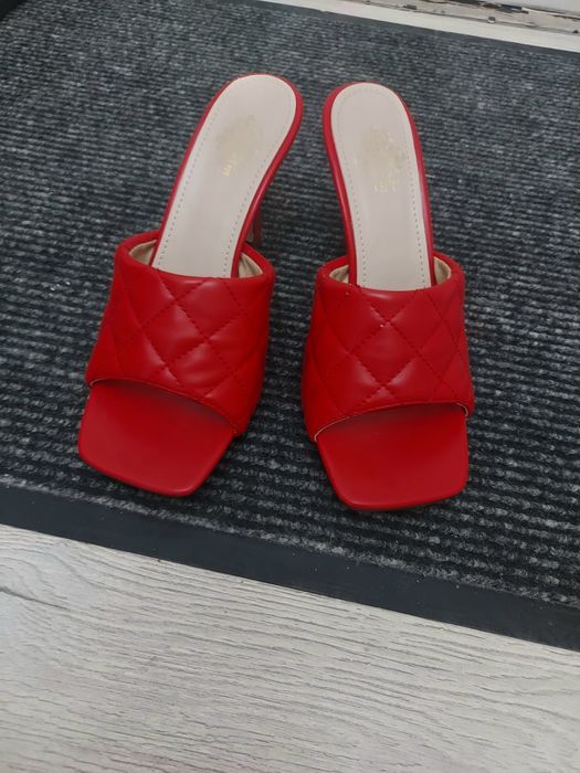 Новые летние босоножки туфли