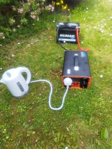 Invertor 220V/4000W sinus pur 4 prize 12V sau 24V