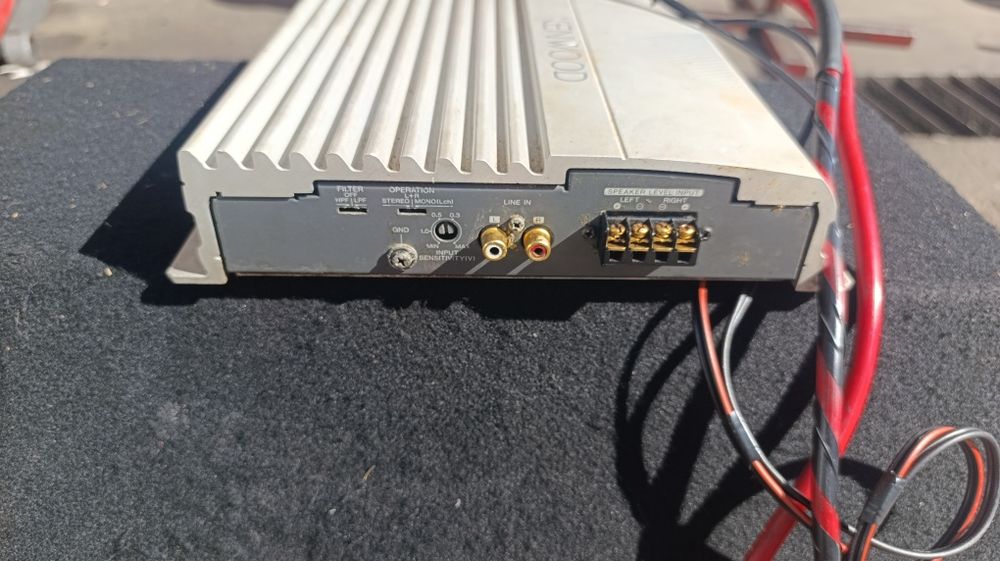 Бас каса с усилвател