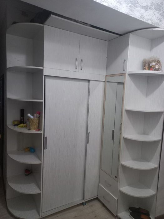 Shahar markazidan 3 xonali kvartira sotiladi