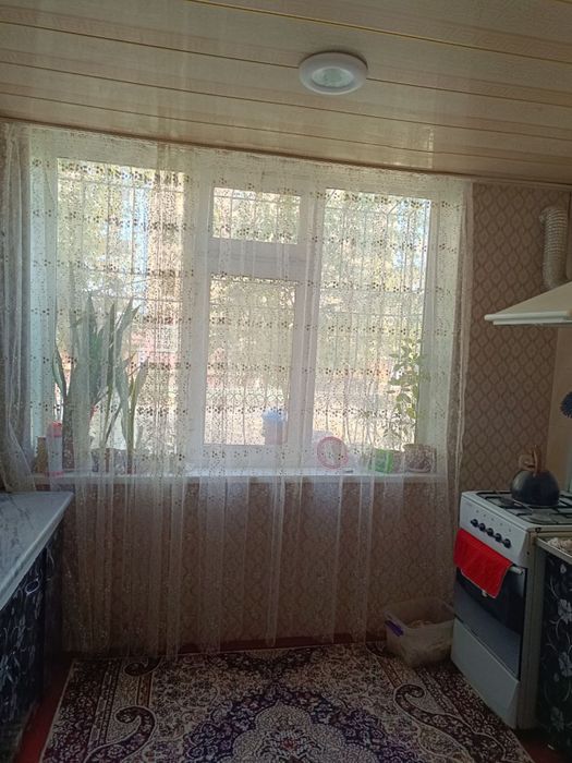 Срочно прадаётся 3-ком.квартира на 1-этаже в 5-этажном доме