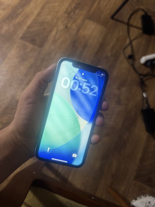 Iphone 11 64/100%