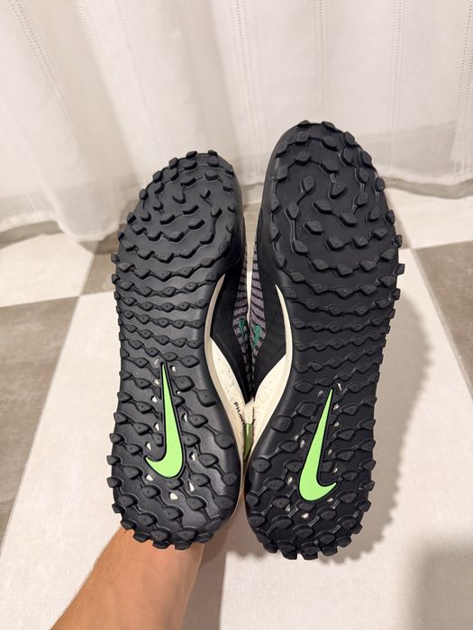 Ghete de Fotbal Black Mamba TF